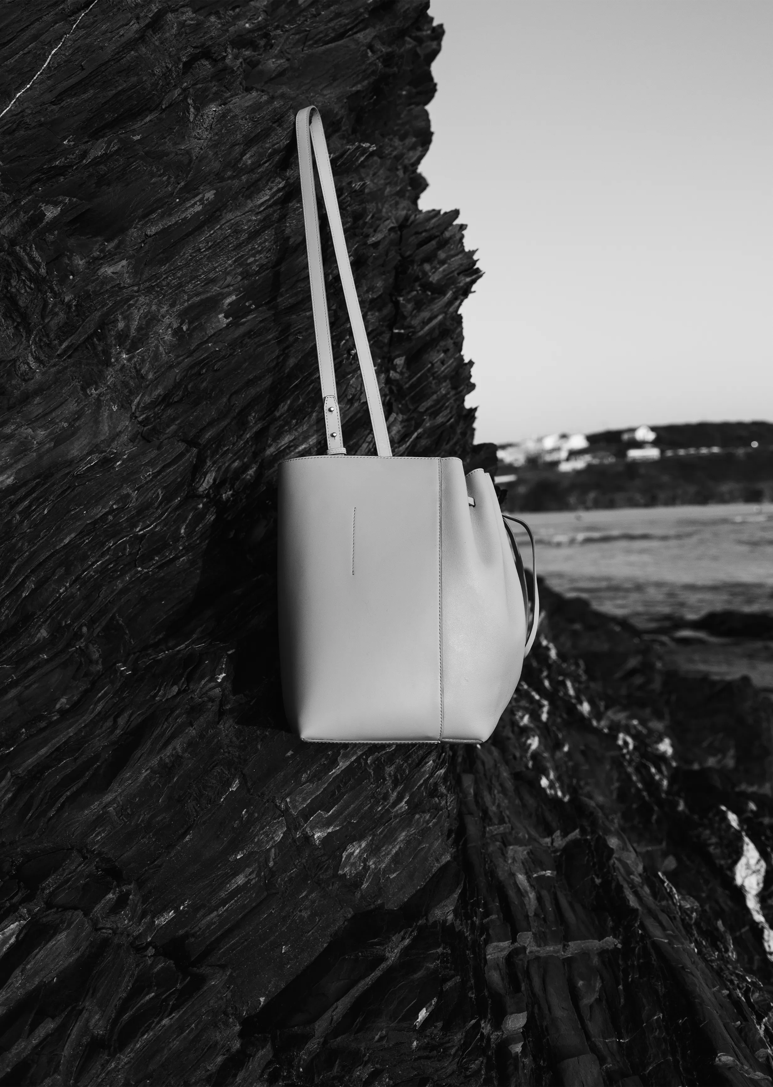 Canna Bucket — Whisper