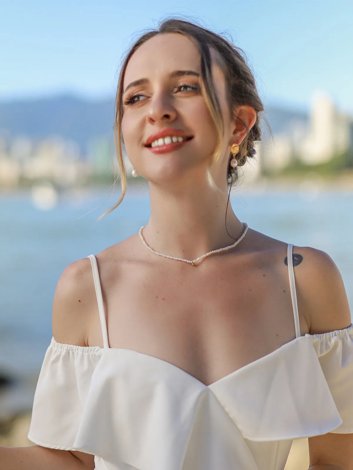 Essential Pearl Necklaces