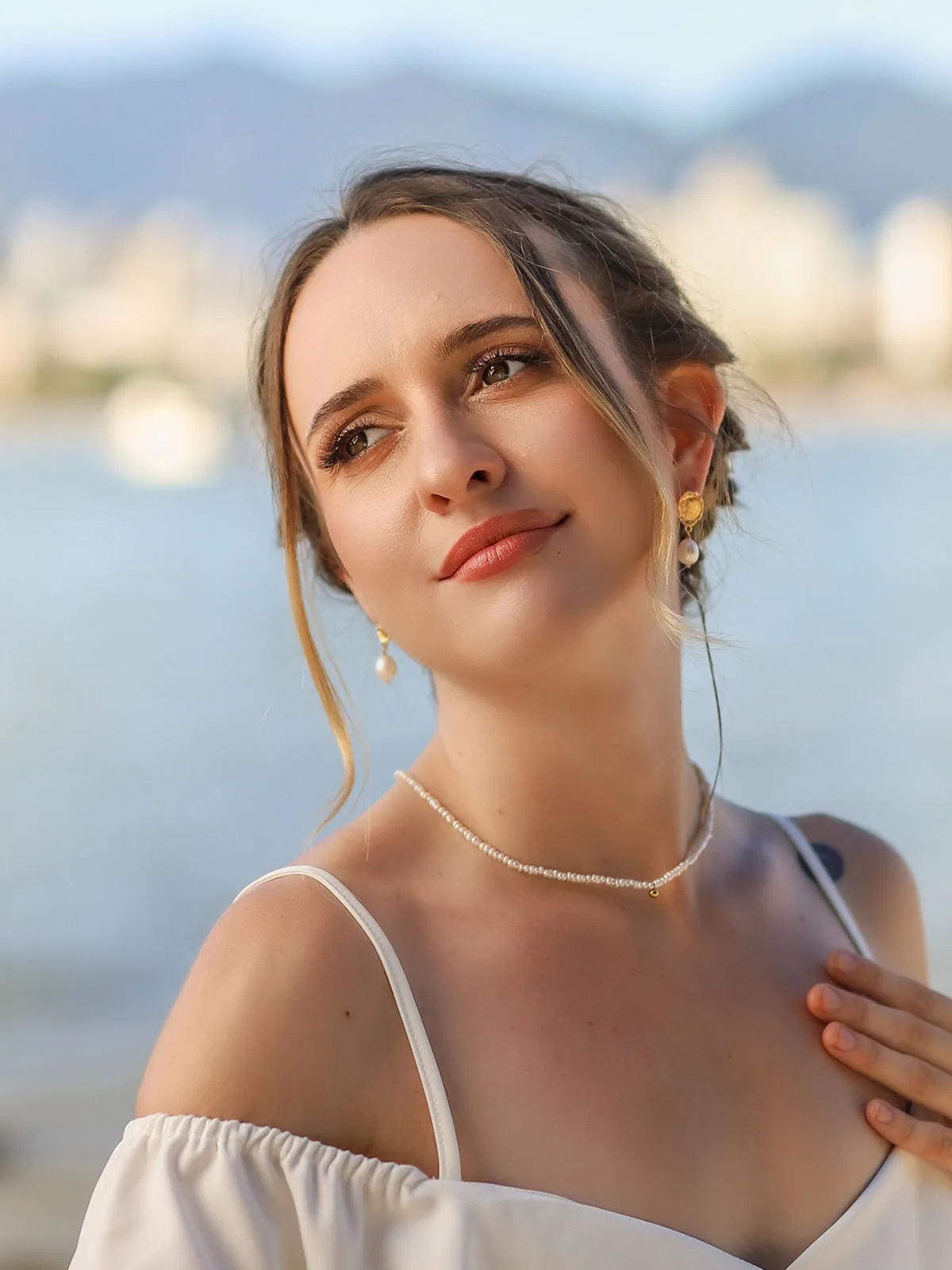Essential Pearl Necklaces