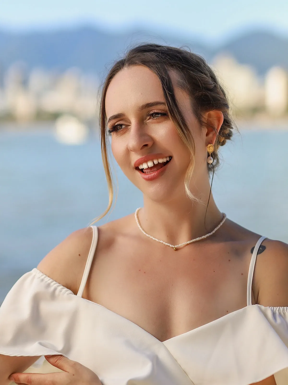 Essential Pearl Necklaces