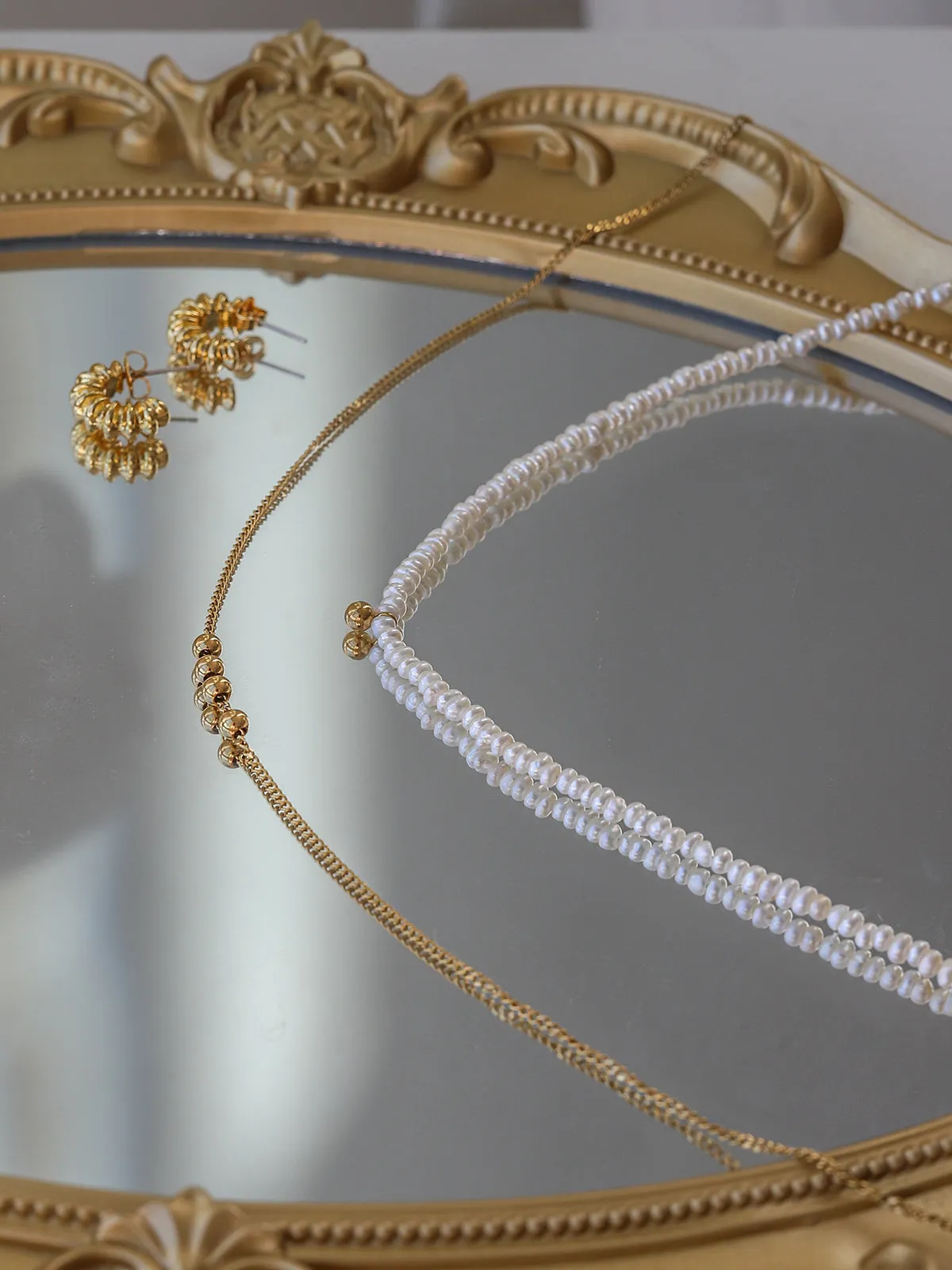 Essential Pearl Necklaces