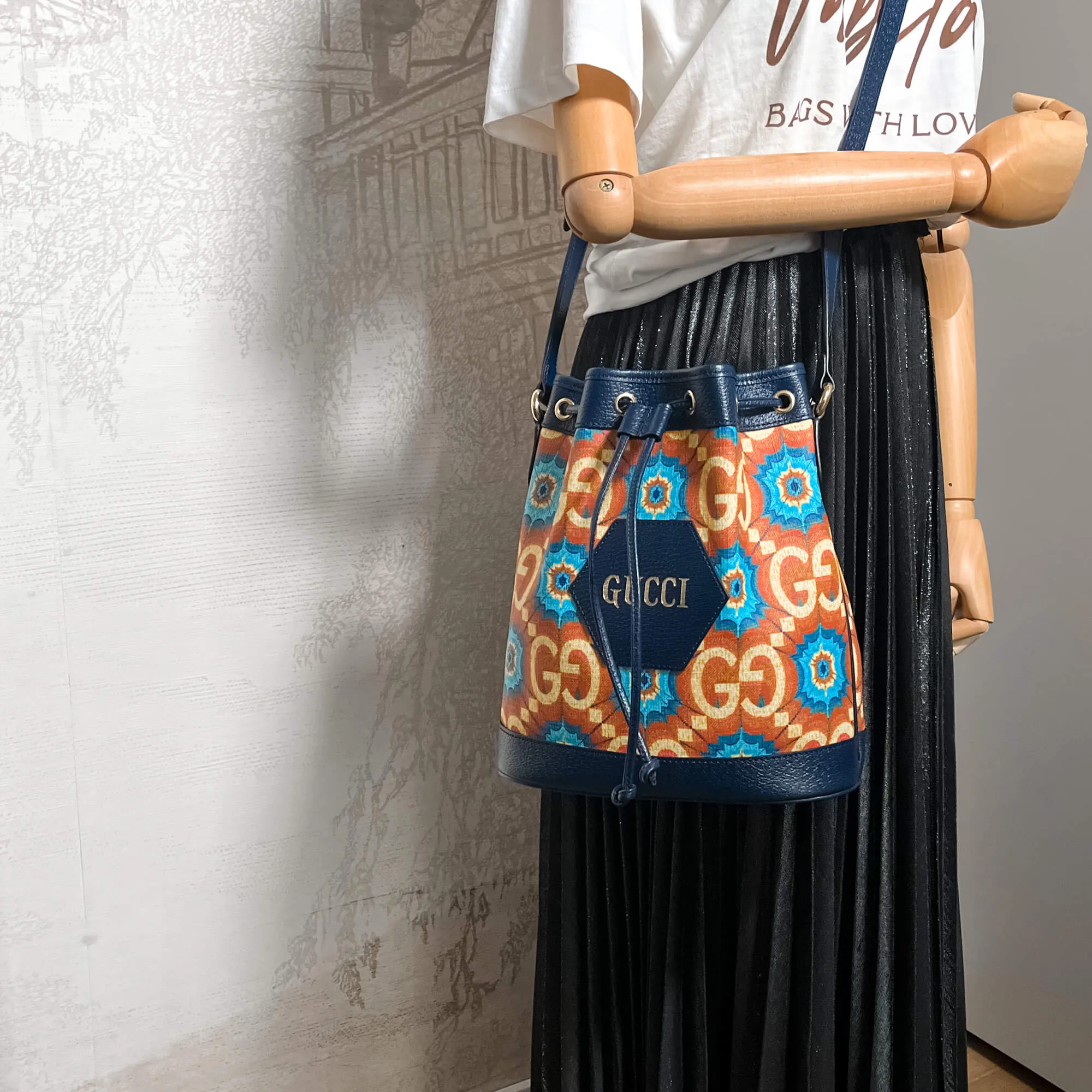 Gucci Kaleidoscope 100 Leather Canvas Bucket Bag