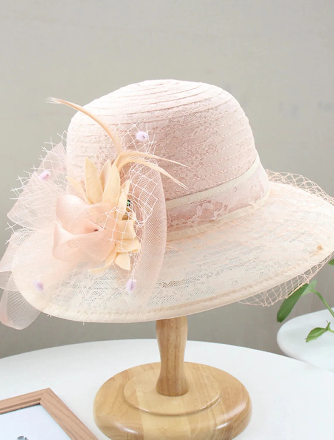 Hats Headwear Tulle Bucket Straw Hat Ladies Day Vintage Style Elegant Lace With Feather Lace Headpiece Headwear