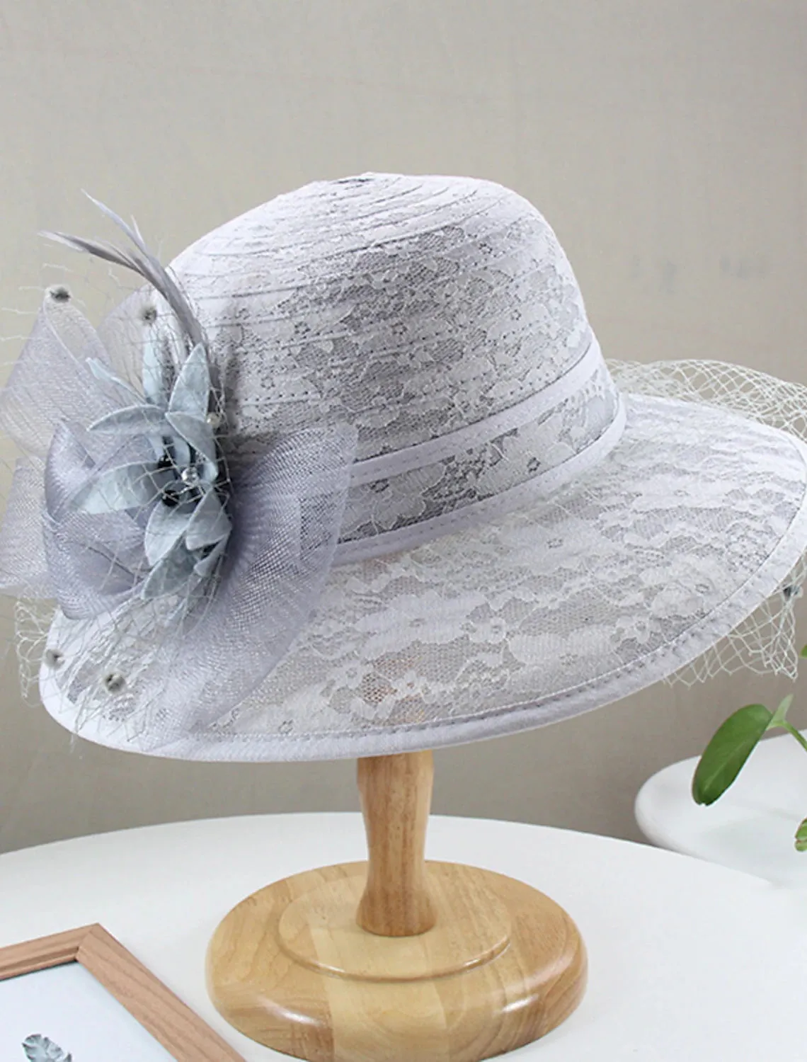 Hats Headwear Tulle Bucket Straw Hat Ladies Day Vintage Style Elegant Lace With Feather Lace Headpiece Headwear