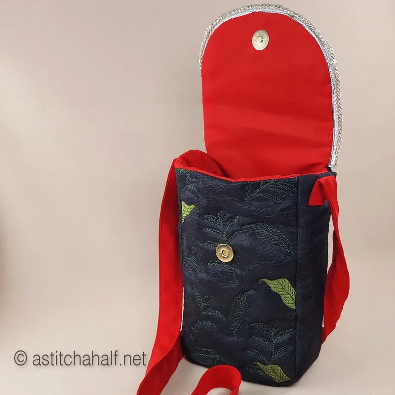 Proteas at full Moon Satchel Bag