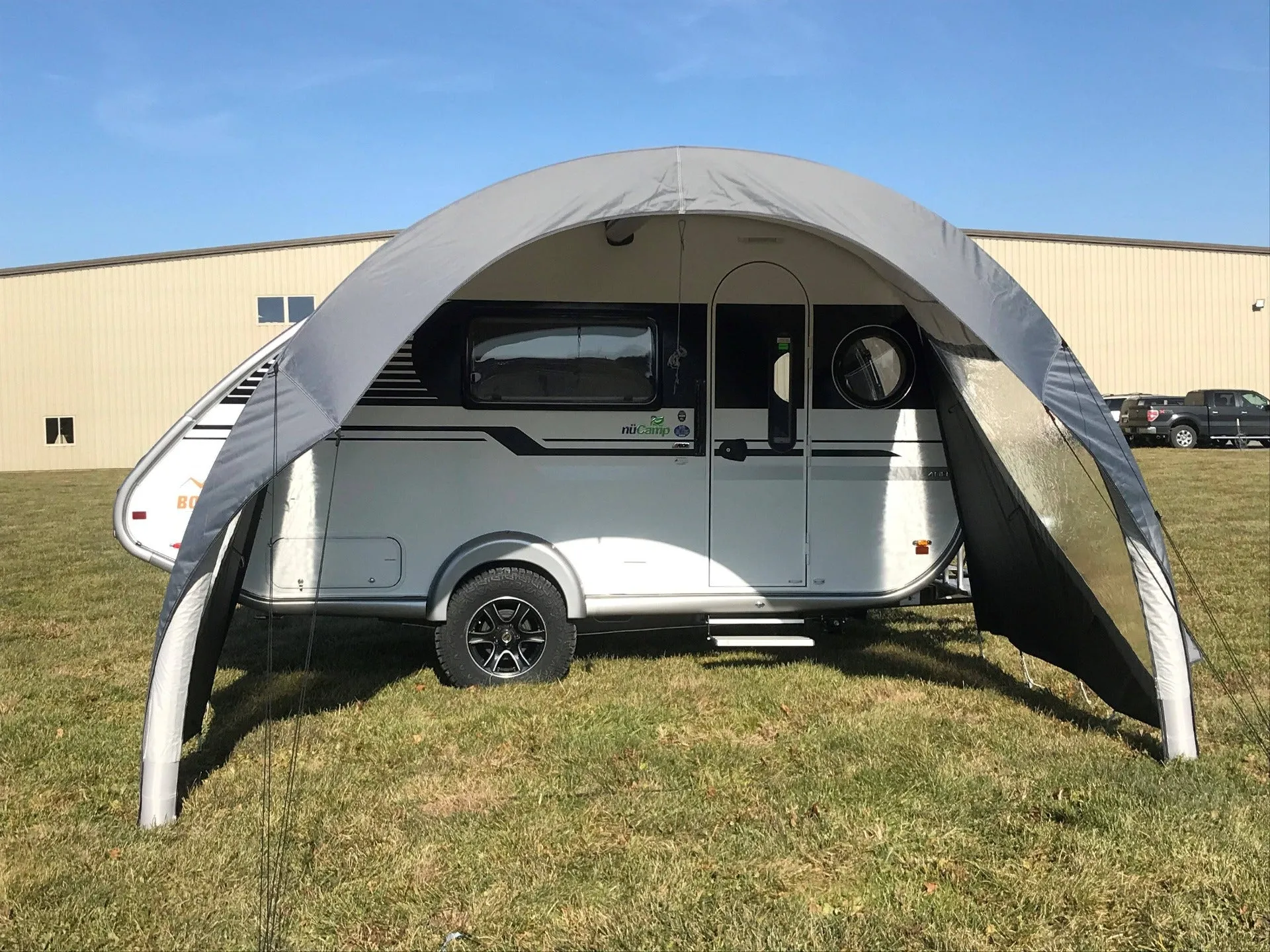 Sunflexx Inflatable Awning for TAB 400 Campers